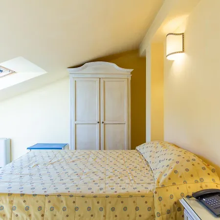 Sant'andrea Hotel 3*