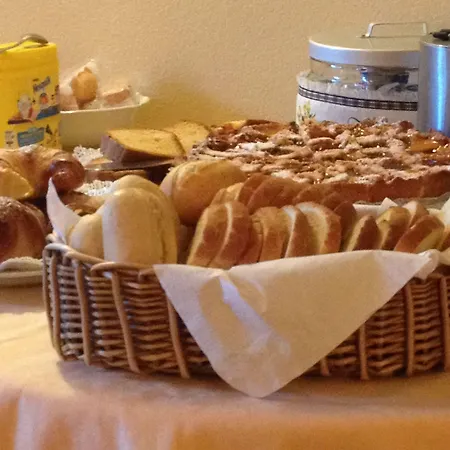 Ξενοδοχείο Sant'andrea 3*