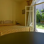 Ξενοδοχείο Sant'andrea 3*