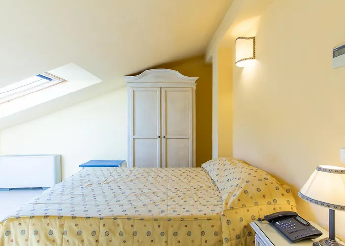 Sant'andrea Hotell 3*