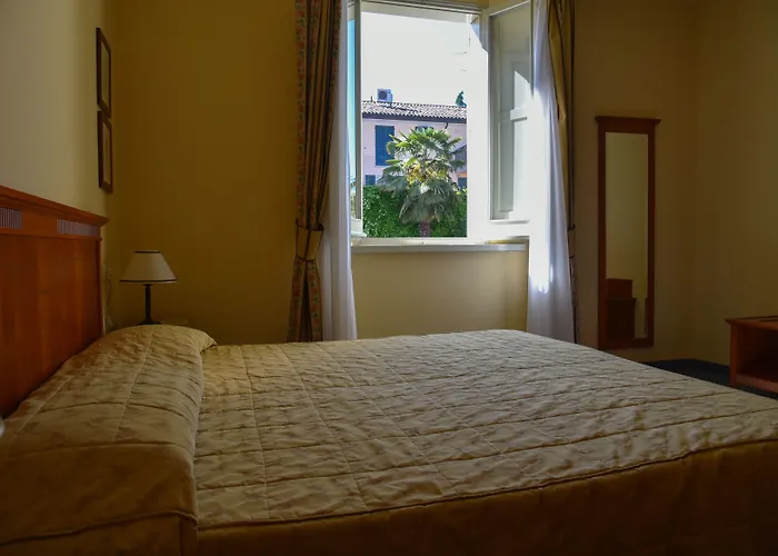 Sant'andrea Hotel 3*