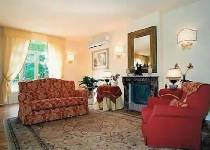 Hotell Sant'andrea 3*